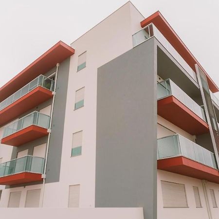 Consolacao Beach Apartment Peniche Bagian luar foto