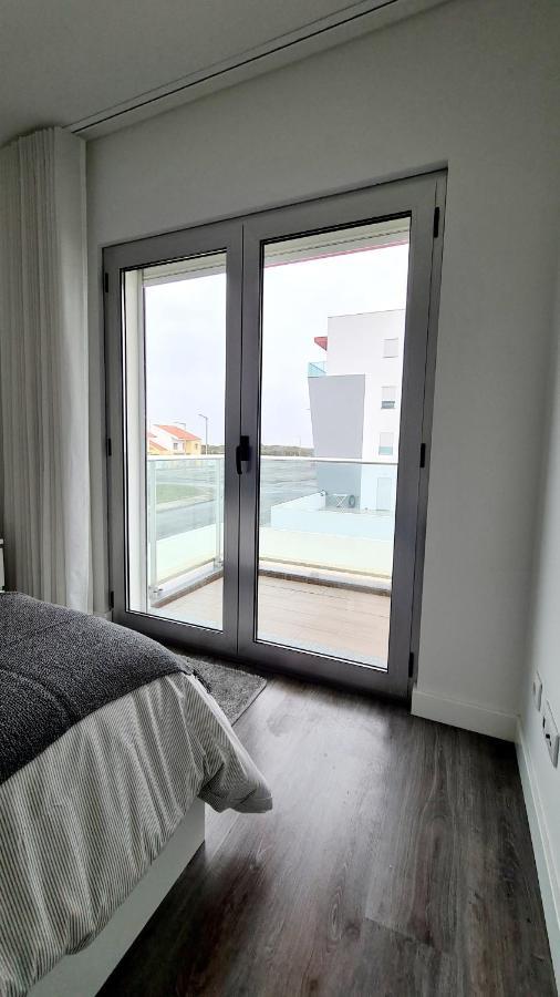 Consolacao Beach Apartment Peniche Bagian luar foto