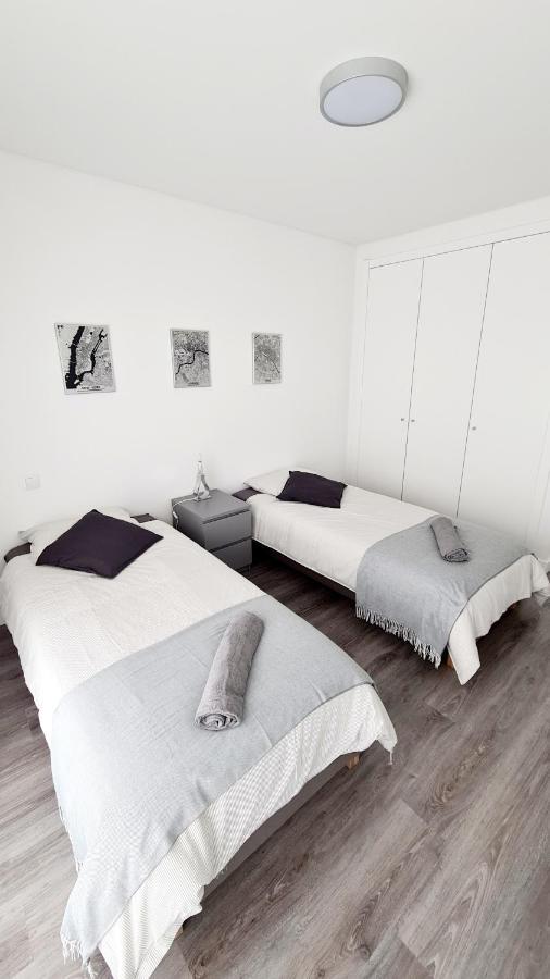 Consolacao Beach Apartment Peniche Bagian luar foto