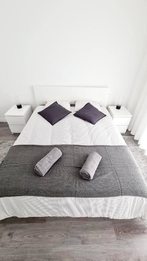 Consolacao Beach Apartment Peniche Bagian luar foto