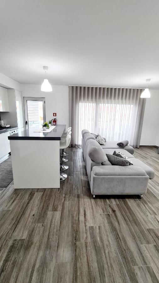 Consolacao Beach Apartment Peniche Bagian luar foto