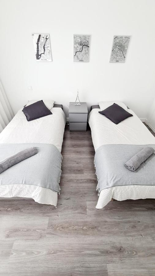 Consolacao Beach Apartment Peniche Bagian luar foto